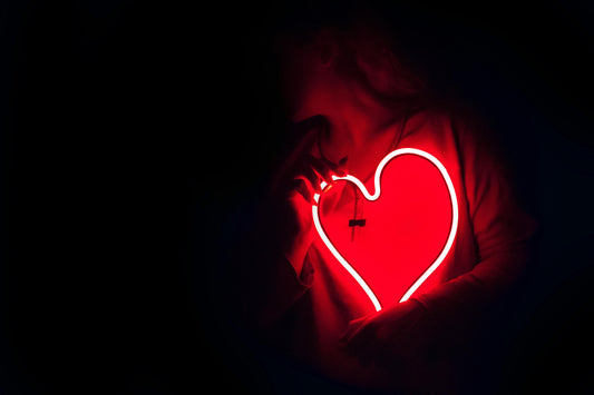 OM: El Sonido del Amor, la Unidad y el Alma de Omdomo