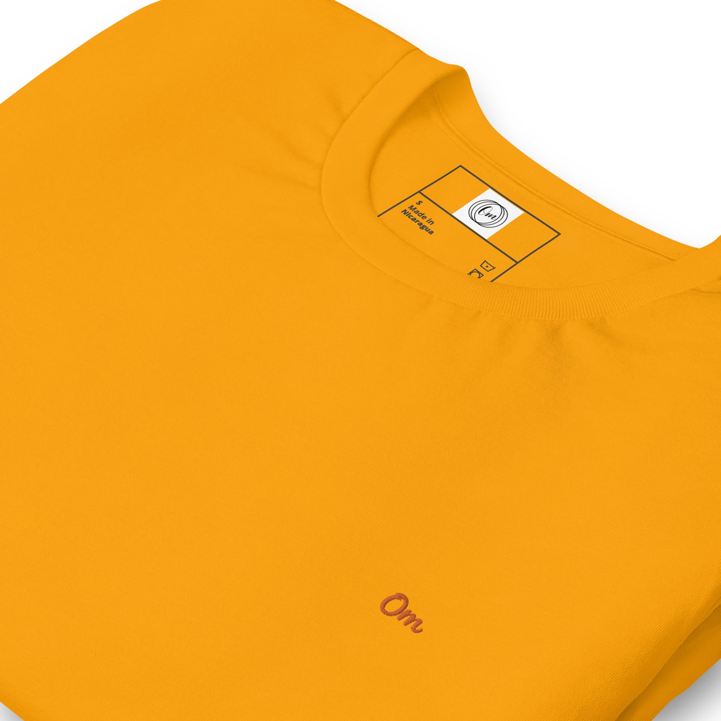 Om Esencial: Camiseta Premium con Diseño Sutil