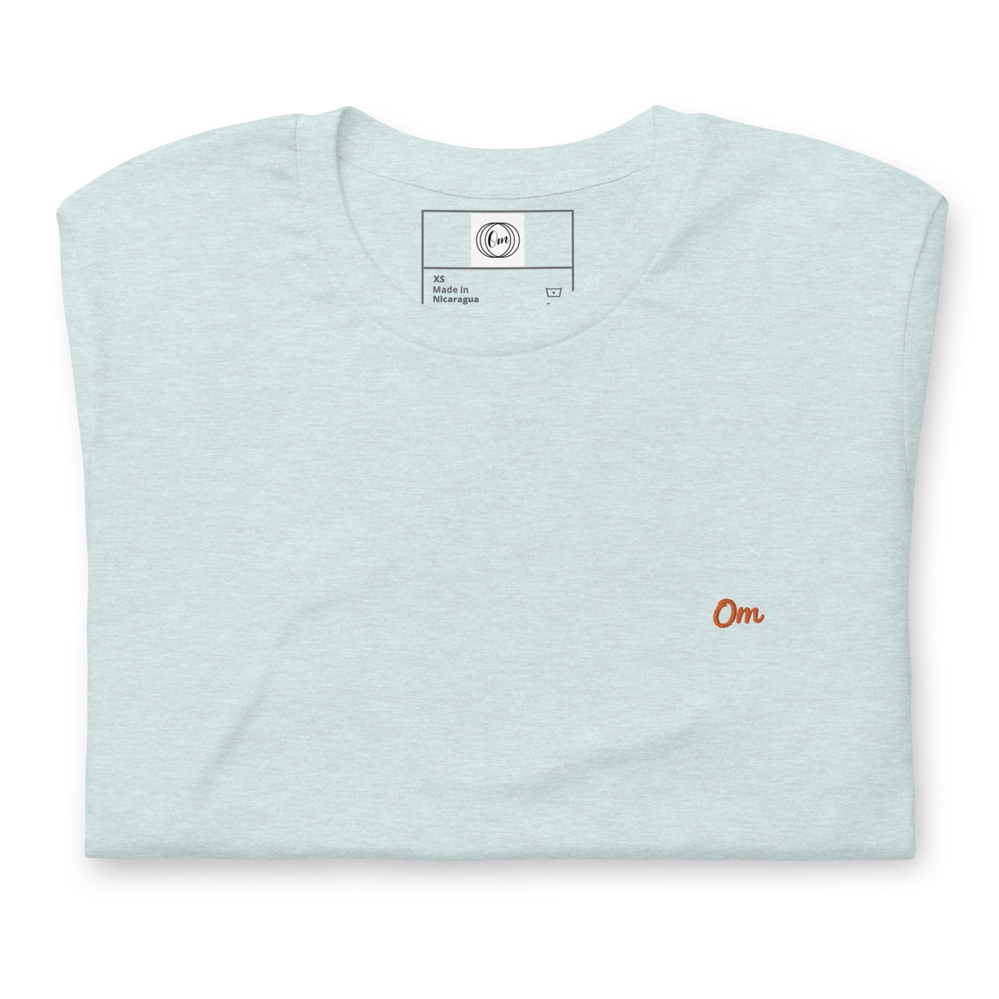 Om Esencial: Camiseta Premium con Diseño Sutil