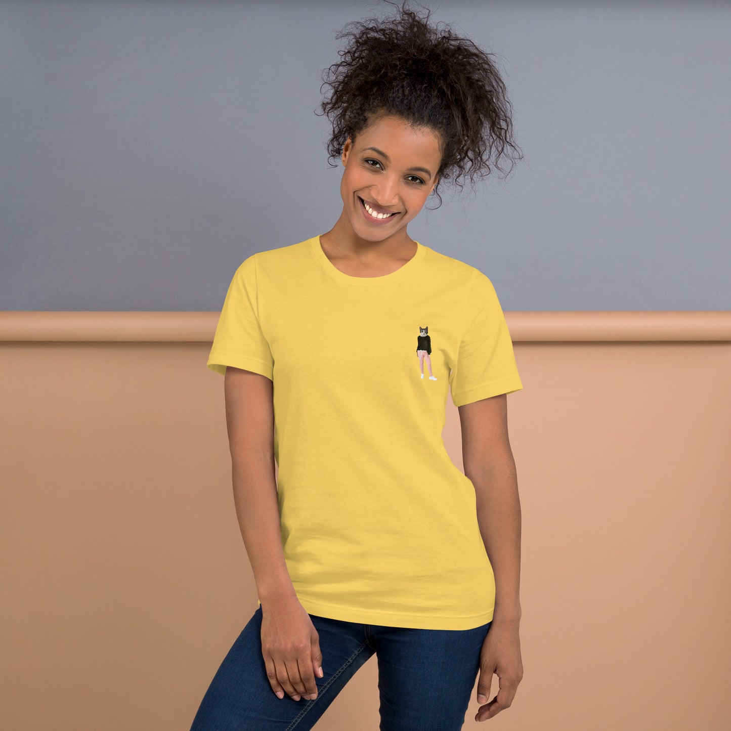 FelineCharm - Camiseta de la Colección CatStyle