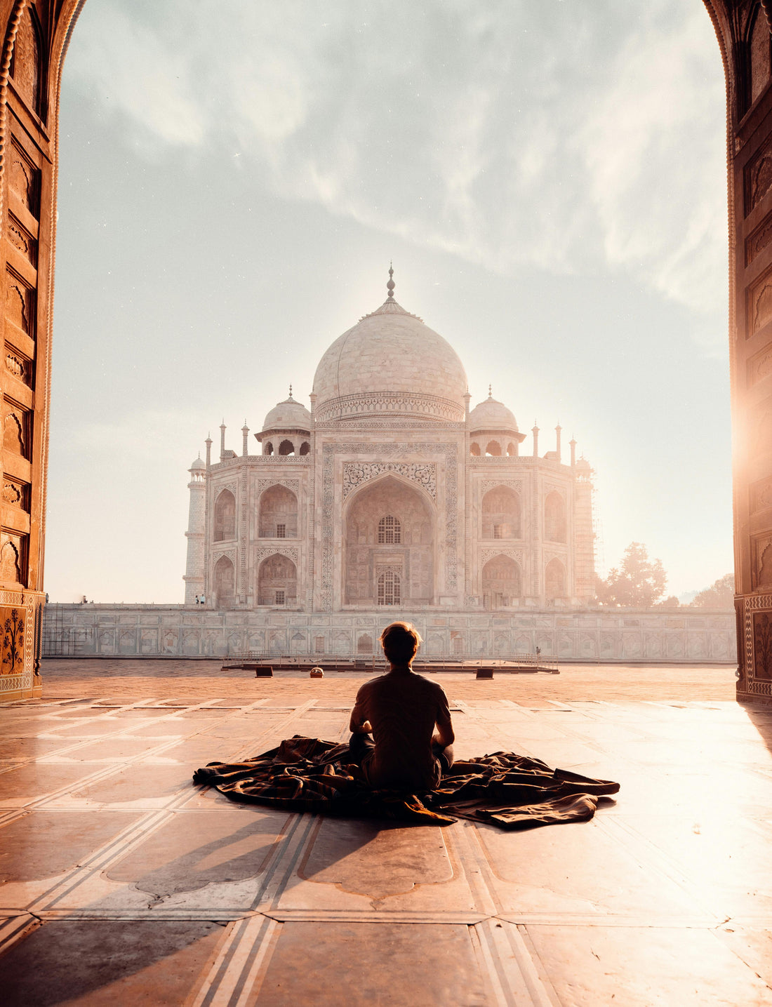 Yoga: Historia, Tipos, Beneficios y su Conexión con la Energía y los Chakras