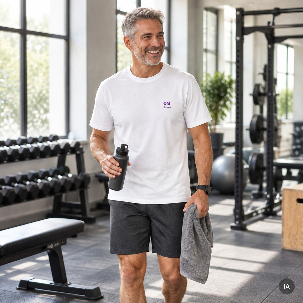 Camiseta gruesa OM domo bordada con modelo generado por IA [hombre]