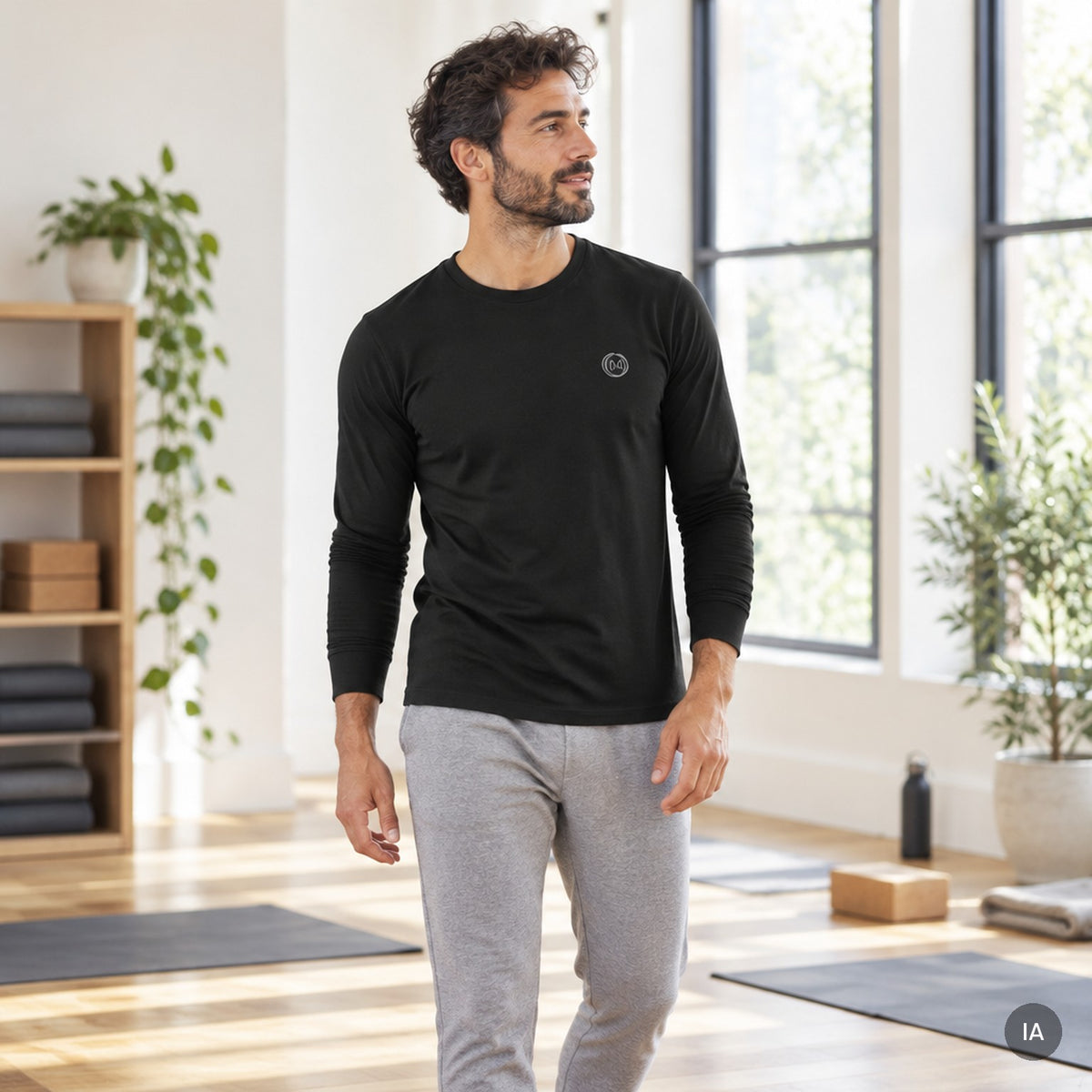 Camiseta manga larga negra Om bordada con modelo generado por IA [hombre]