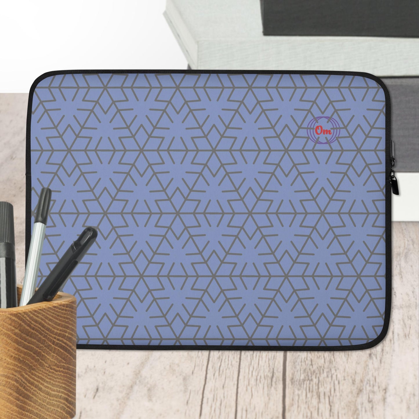 Laptop sleeve