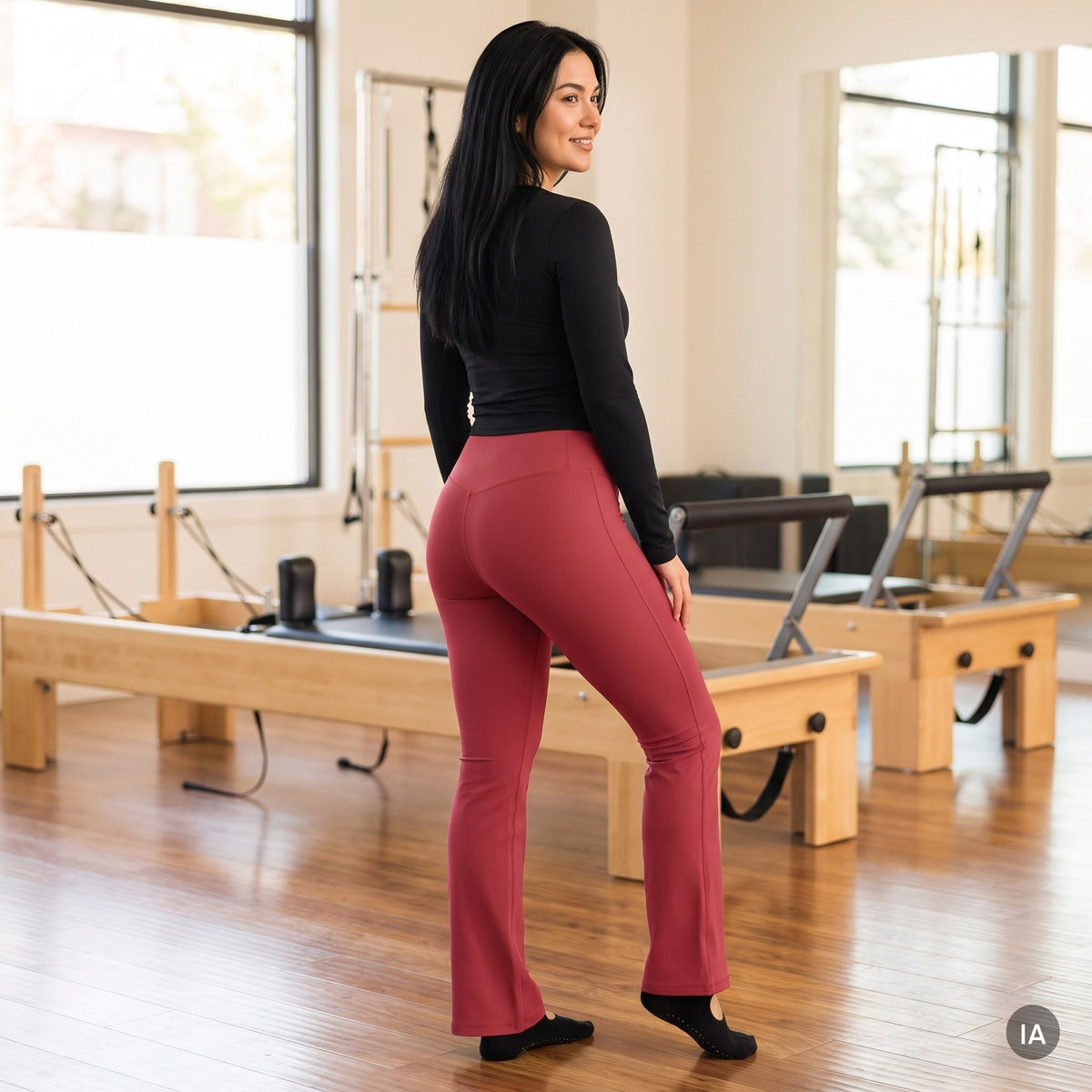 Leggings acampanadas Carmesí · 74 % poliéster reciclado
