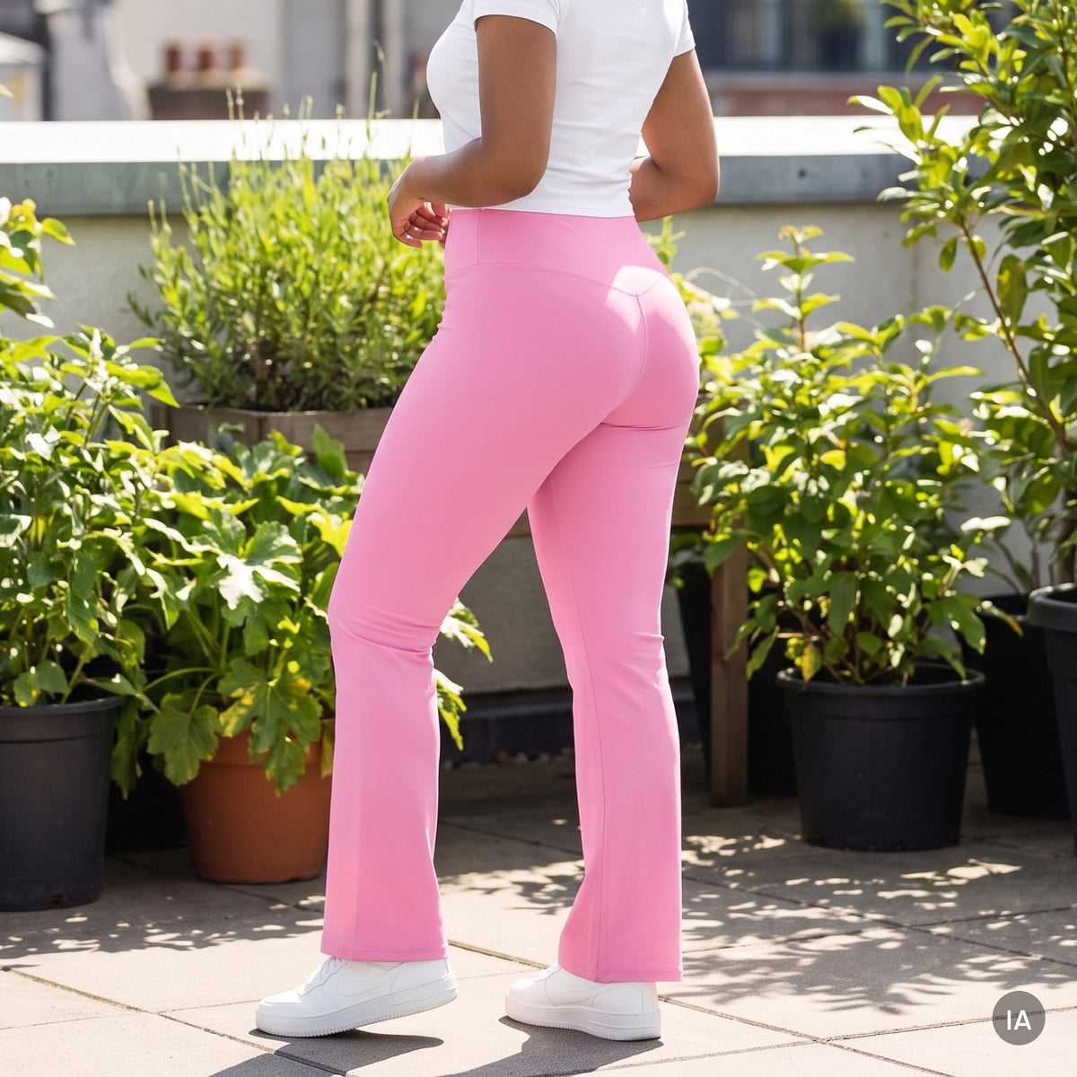 Leggings acampanados — Rosa Algodón — imagen generada con IA a partir de la foto real del producto