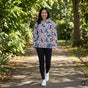Sudadera con capucha diseño de tigres — imagen generada con IA a partir de la foto real del producto