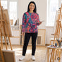Sudadera Manos de Amor — imagen generada con IA a partir de la foto real del producto