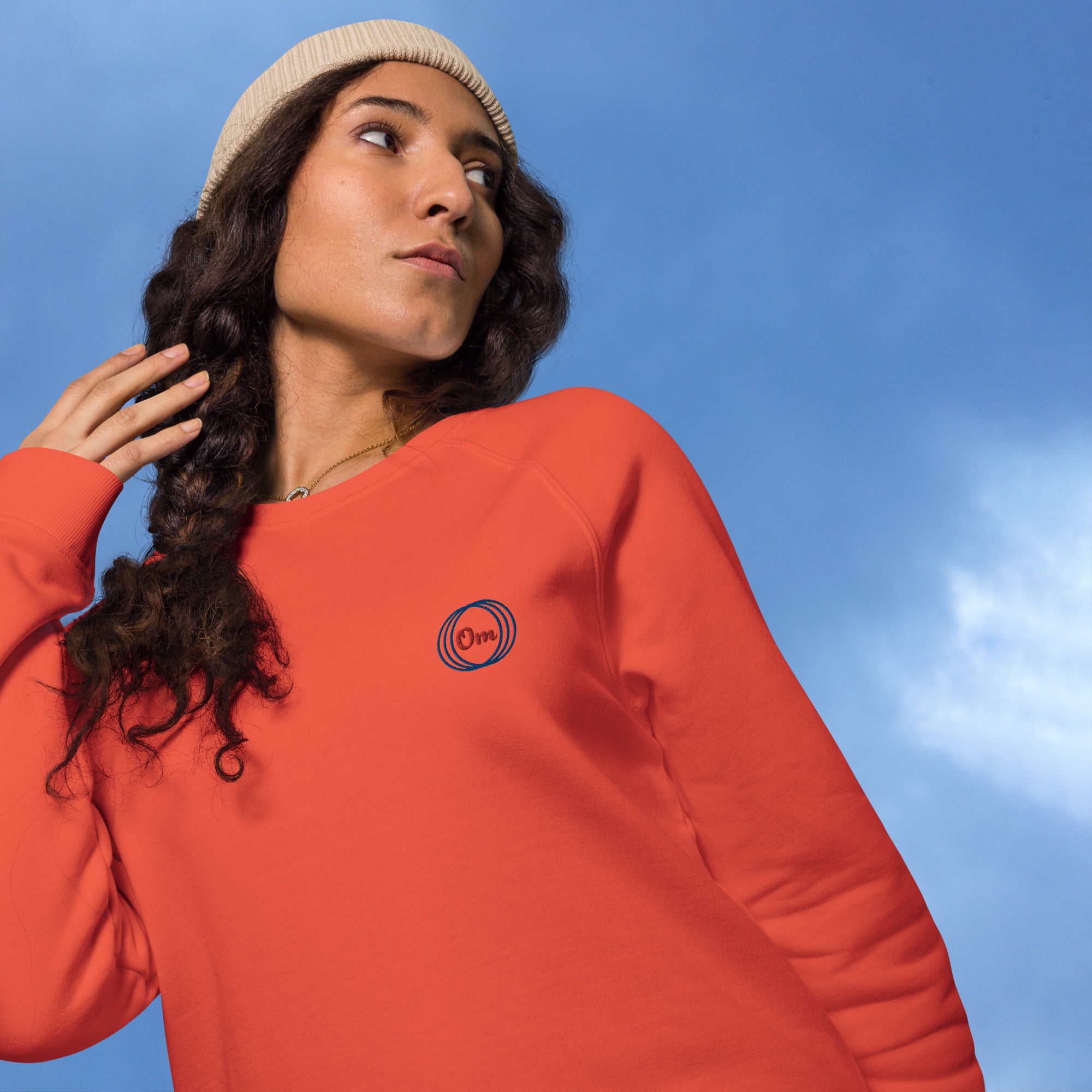 Unisex Raglan Organic Sweatshirt