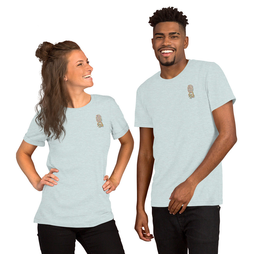 Camiseta unisex  Piña invertida - Símbolo de amor para tí